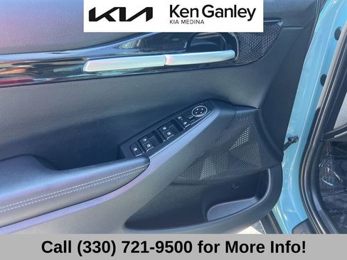 Certified 2025 Kia Seltos S AWD/4WD image 27
