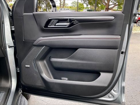 Used 2025 Chevrolet Tahoe RST w/ Comfort Package image 22