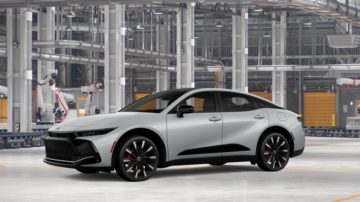 New 2027 Toyota Crown Platinum AWD/4WD image 2