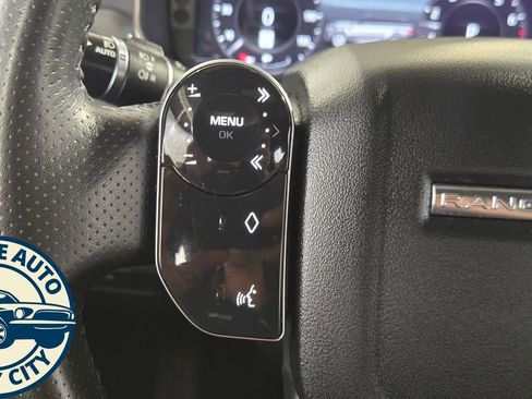 Used 2019 Land Rover Range Rover Sport HSE image 13