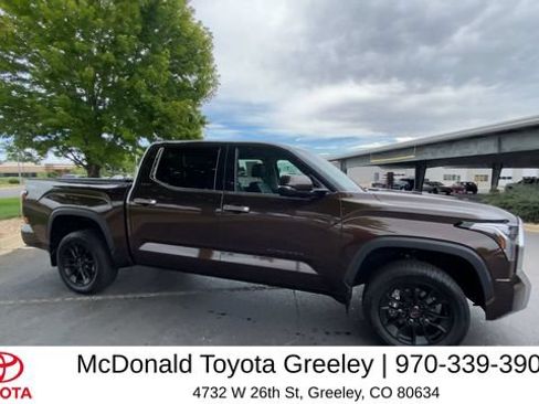 Used 2022 Toyota Tundra Limited w/ TRD Off-Road Package AWD/4WD image 9