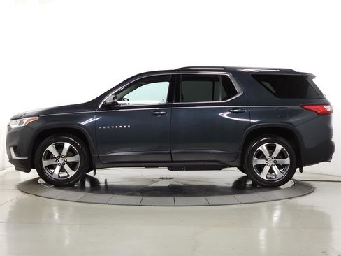 Used 2019 Chevrolet Traverse LT w/ LT Premium Package image 5