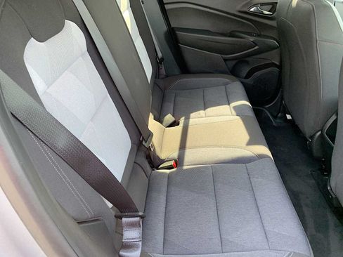 Certified 2024 Chevrolet Trax RS w/ Sunroof Package FWD image 24