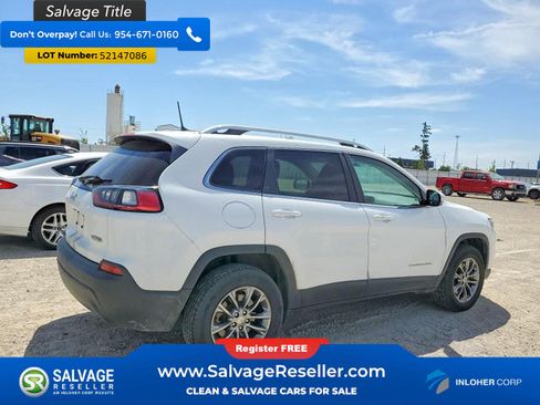Used 2019 Jeep Cherokee Latitude Plus w/ Cold Weather Group AWD/4WD image 4