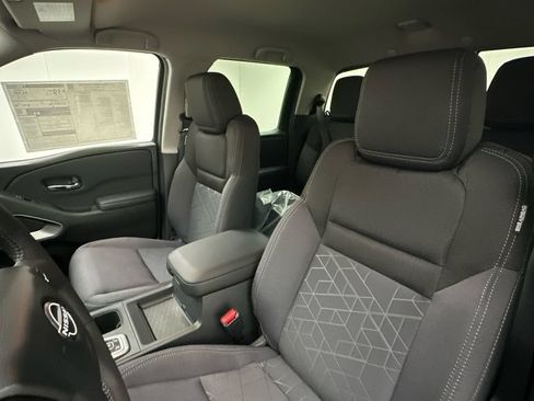 New 2026 Nissan Frontier SV w/ All-Weather Content Package AWD/4WD image 9
