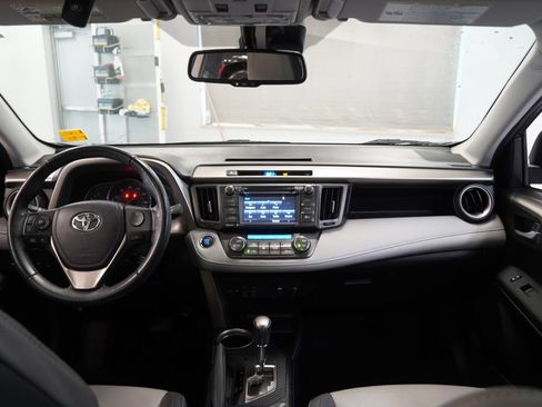 Used 2014 Toyota RAV4 Limited w/ Technology Package AWD/4WD image 18