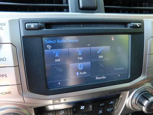 Used 2019 Toyota 4Runner Limited AWD/4WD image 5