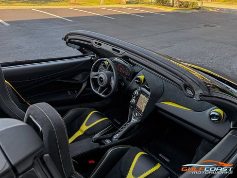 Used 2022 McLaren 720S Performance image 29
