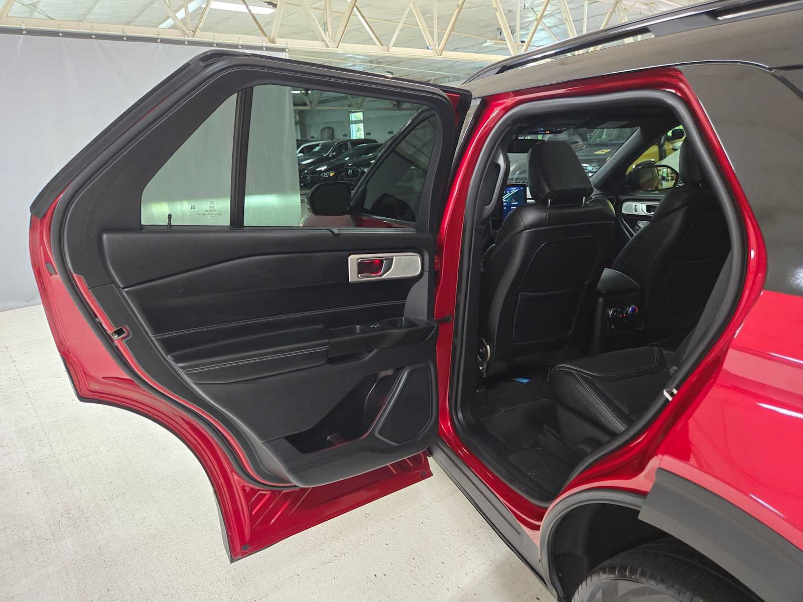 Used 2020 Ford Explorer ST w/ ST Street Pack AWD/4WD image 15