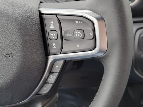 Used 2026 RAM 2500 Big Horn AWD/4WD image 11