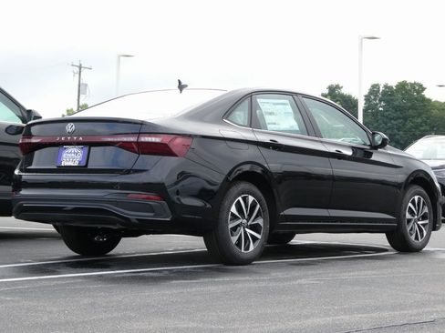 New 2025 Volkswagen Jetta S image 3