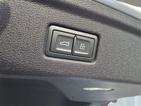 Used 2025 Audi A5 2.0T Premium Plus w/ Convenience Plus Package image 8