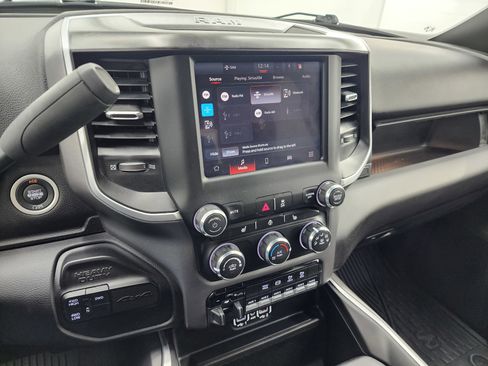 Used 2023 RAM 2500 Big Horn w/ Level 1 Equipment Group image 11