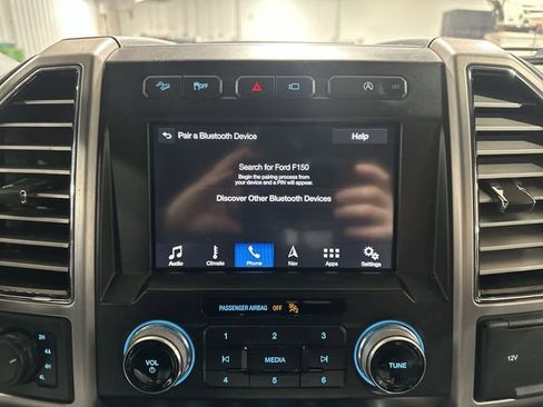 Used 2019 Ford F150 Platinum w/ Equipment Group 701A Luxury image 31