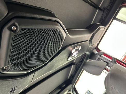 Used 2021 Jeep Wrangler Unlimited Sport S image 21