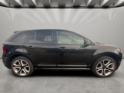 Used 2014 Ford Edge Sport w/ Driver Entry Package AWD/4WD image 6