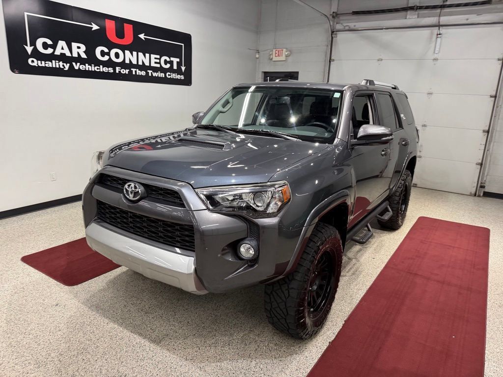 Used 2018 Toyota 4Runner TRD Off-Road Premium AWD/4WD image 5