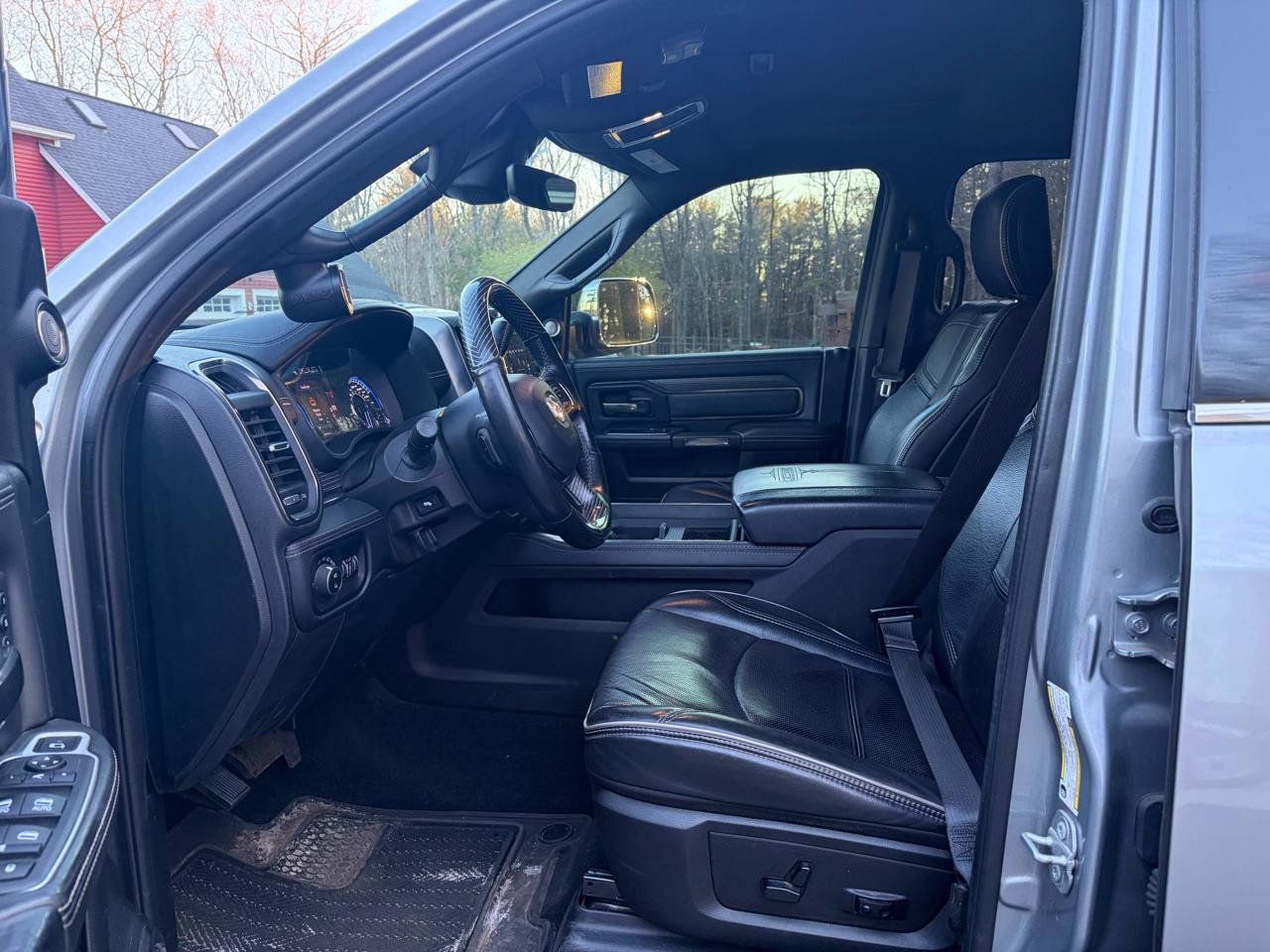 Used 2020 RAM 2500 Limited AWD/4WD image 9