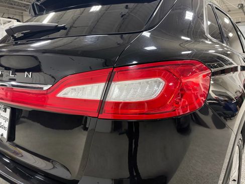 Used 2017 Lincoln MKX Premiere image 7