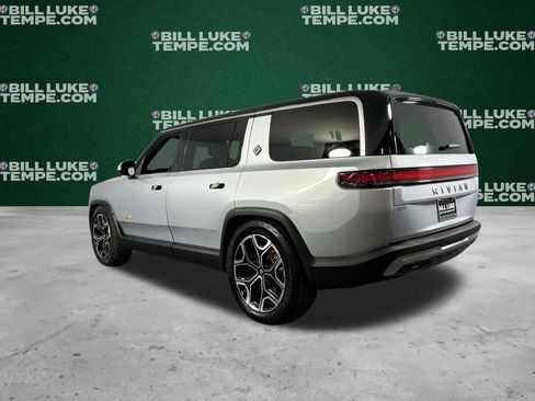 Used 2023 Rivian R1S Launch Edition image 8