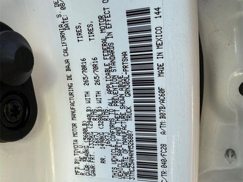 Used 2022 Toyota Tacoma SR5 w/ Trail Edition image 34