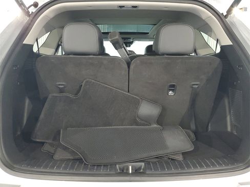 Certified 2022 Kia Sorento EX w/ Panoramic Sunroof Package image 8