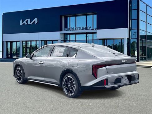 New 2025 Kia K4 GT-Line w/ GT-Line Premium Package image 4