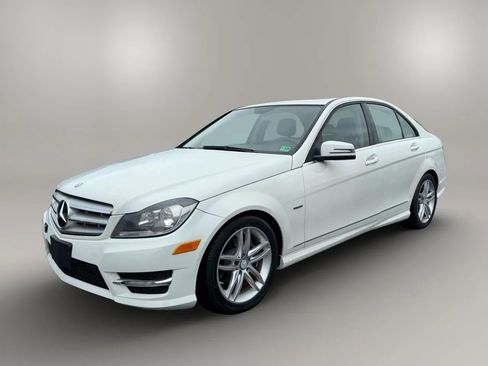 Used 2012 Mercedes-Benz C 250 Sedan image 3