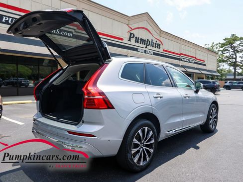 Used 2023 Volvo XC60 B5 Plus w/ Climate Package AWD/4WD image 11