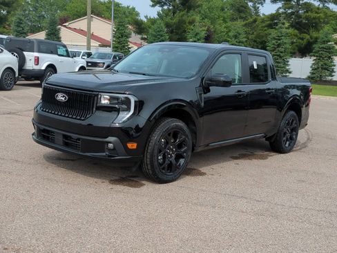 New 2025 Ford Maverick Lobo image 4