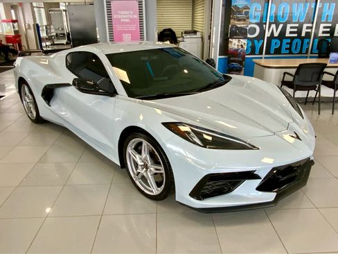 Used 2023 Chevrolet Corvette Stingray Coupe w/ Z51 Performance Package image 7