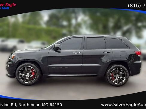 Used 2015 Jeep Grand Cherokee SRT AWD/4WD image 2