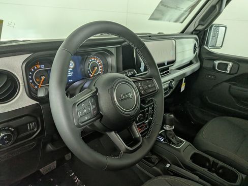 New 2026 Jeep Gladiator Willys image 16