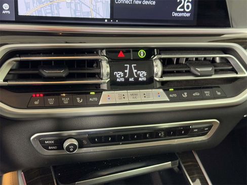 Used 2023 BMW X5 xDrive40i w/ Parking Assistance Package image 28