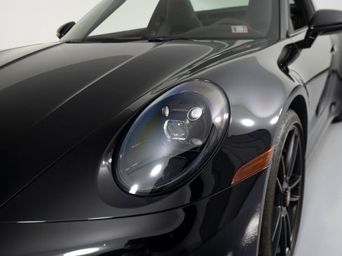 Certified 2022 Porsche 911 Targa 4 GTS w/ Premium Package image 15