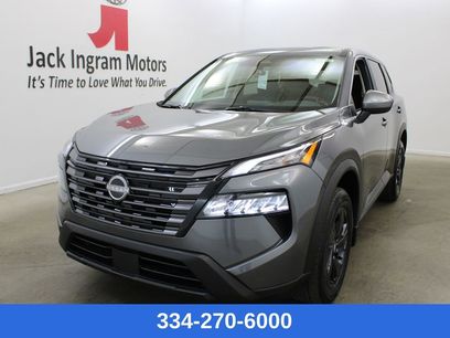 New 2026 Nissan Rogue SV w/ Cold Weather Package