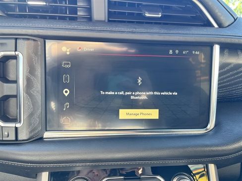 Used 2024 GMC Yukon XL Denali AWD/4WD image 33