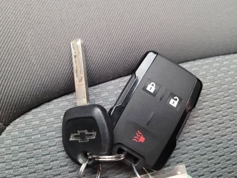 Used 2021 Chevrolet Colorado W/T w/ WT Convenience Package image 32