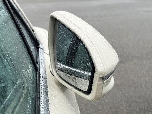 Used 2016 Lincoln MKX Reserve image 13