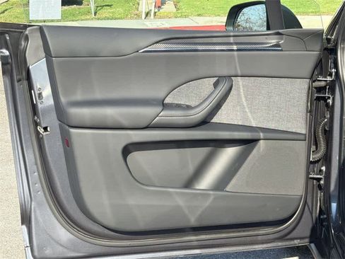 Used 2022 Tesla Model X Plaid image 22