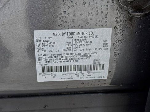 Used 2022 Ford Explorer XLT w/ Equipment Group 202A image 32