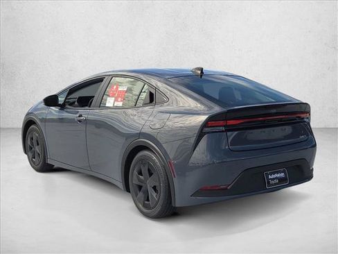 New 2027 Toyota Prius LE FWD image 9