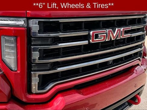 Used 2021 GMC Sierra 2500 AT4 w/ AT4 Premium Plus Package AWD/4WD image 32