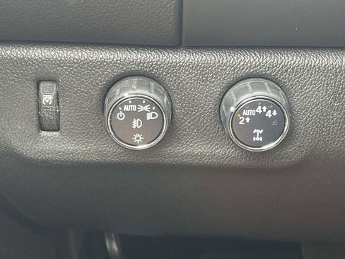 Used 2018 Chevrolet Colorado LT w/ Redline Special Edition image 26