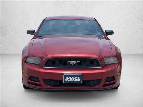 Used 2014 Ford Mustang Coupe RWD image 2