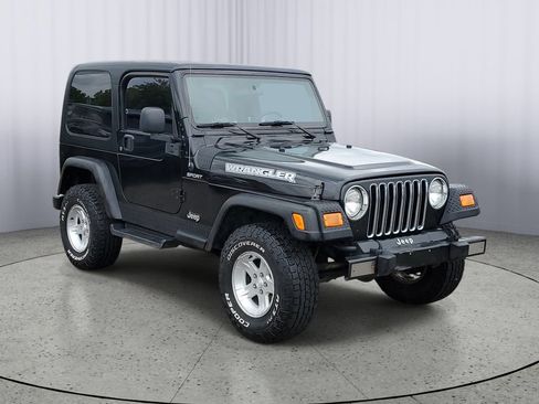 Used 2005 Jeep Wrangler Sport AWD/4WD image 2