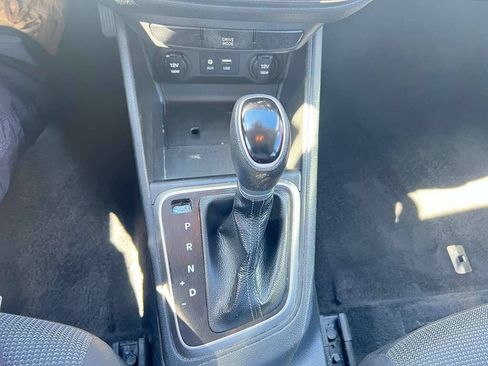 Used 2021 Hyundai Accent SE FWD image 19