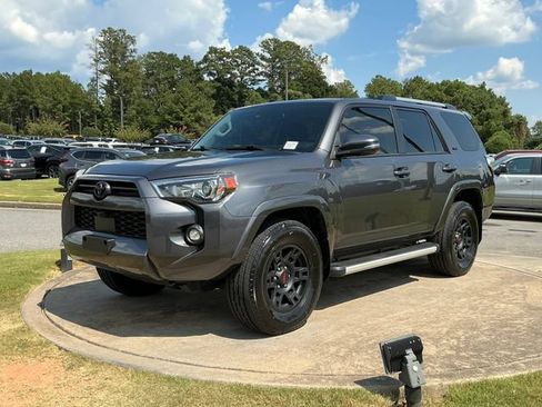 Used 2023 Toyota 4Runner SR5 Premium w/ Moonroof Package AWD/4WD image 3