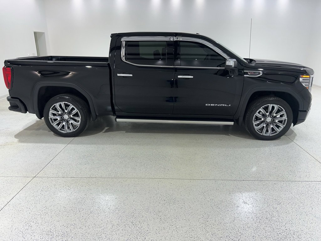Used 2023 GMC Sierra 1500 Denali w/ Denali Reserve Package AWD/4WD image 6