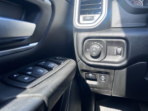Used 2022 RAM 1500 Big Horn w/ Night Edition RWD image 17